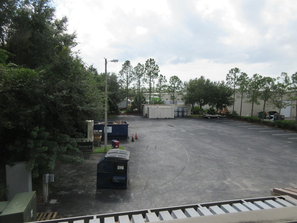 In the News Inc. Industrial Manuf. Flex Building: 8517 Sunstate St, Tampa, FL 33634
